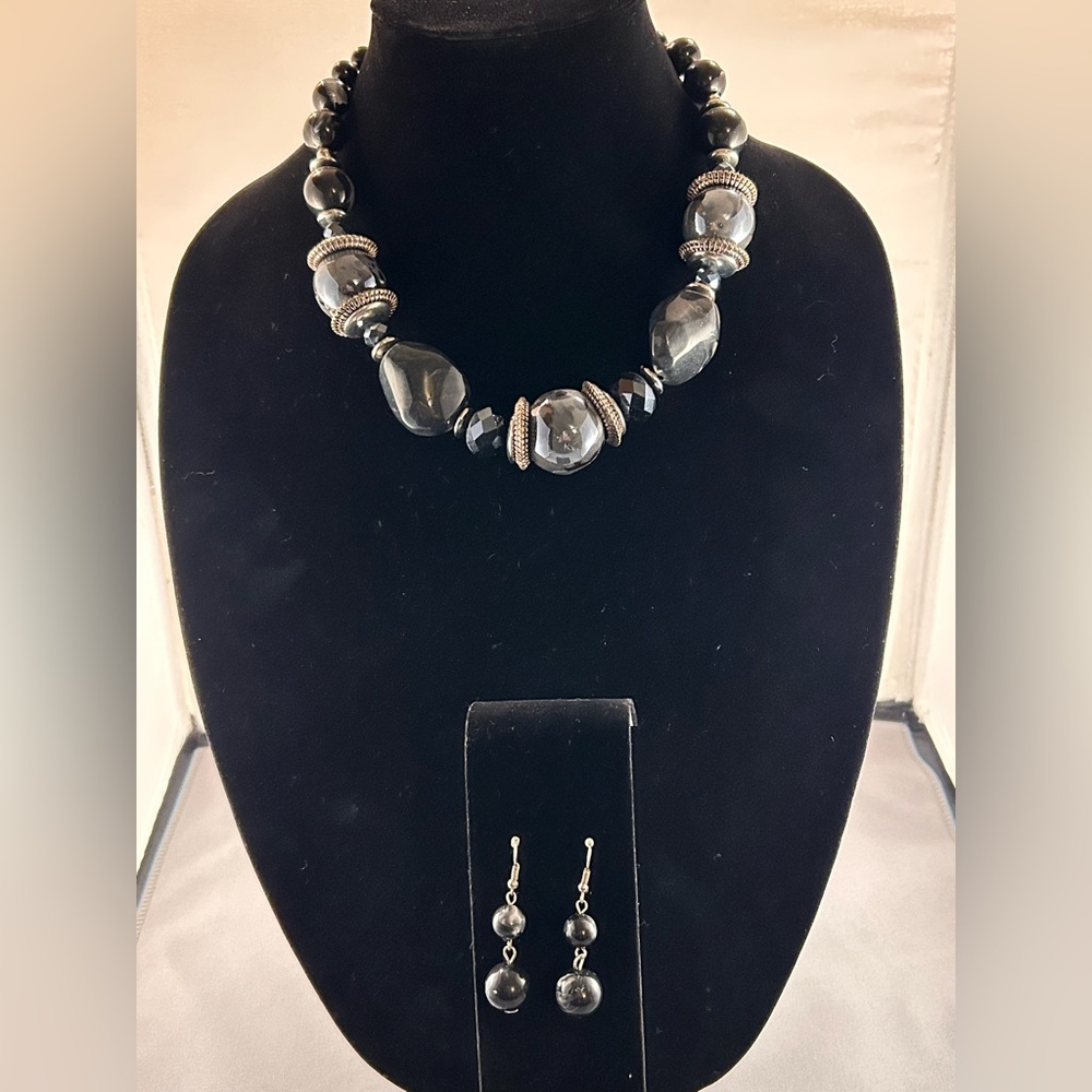 Premier Jewelry. Gently worn, in box